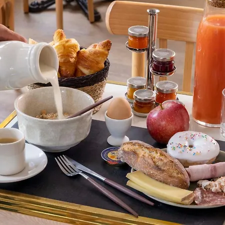 Le Petit Beaumarchais & 4* Parigi