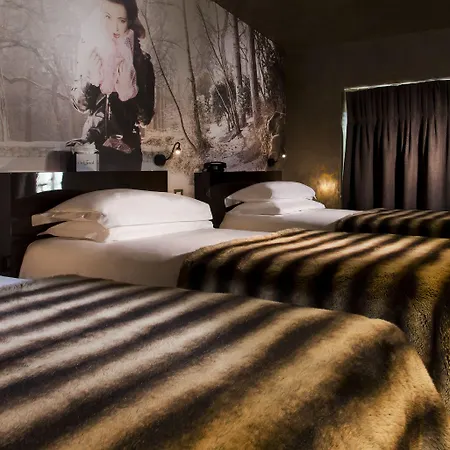 Le Petit Beaumarchais & Hotel Parigi