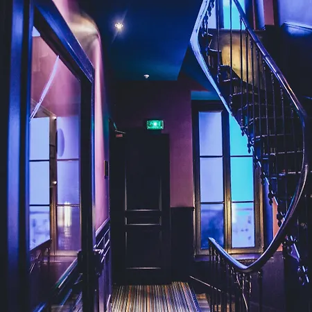 Le Petit Beaumarchais & Hotel Parigi