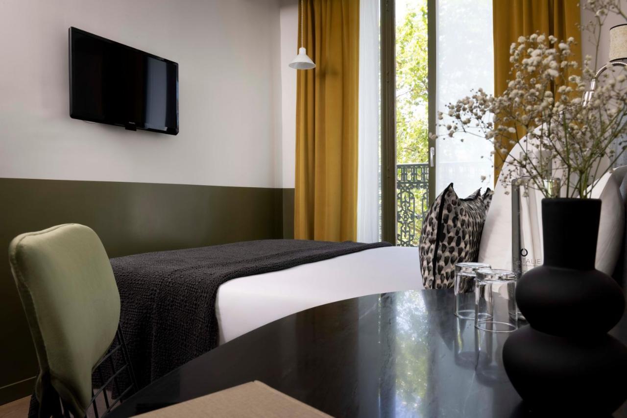 Le Petit Beaumarchais & Paris