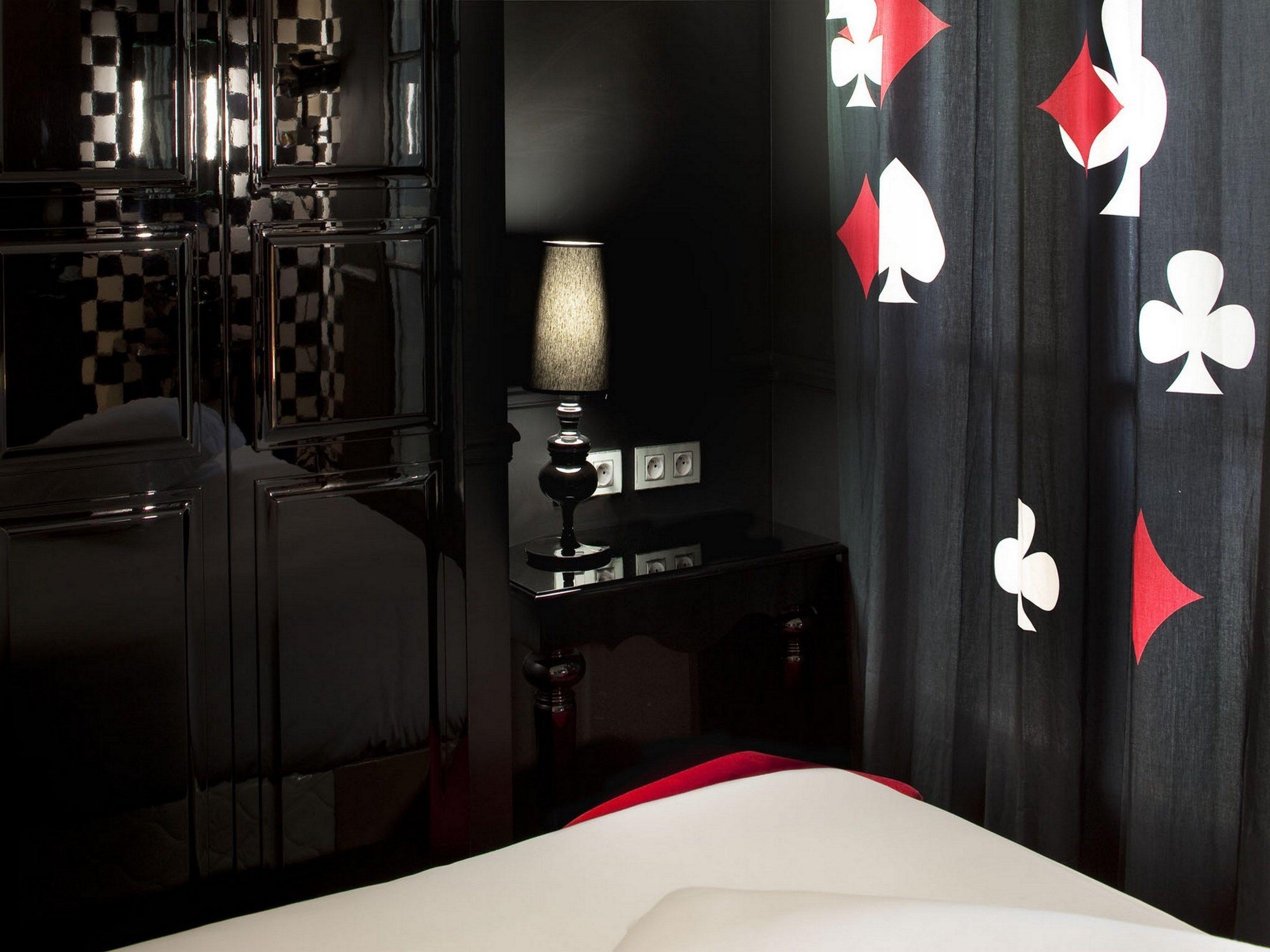 Le Petit Beaumarchais & 4*