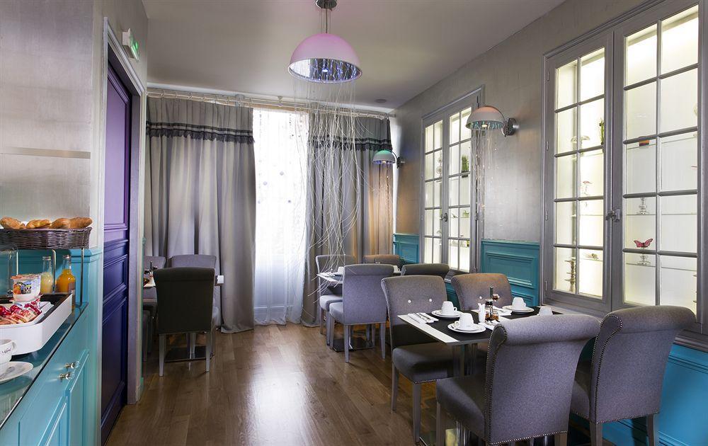 Hotel Le Petit Beaumarchais & Parigi